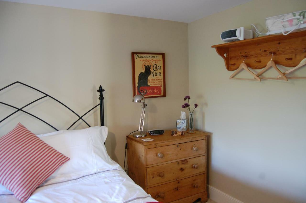 Home Barn Bed And Breakfast Yeovil Exterior foto